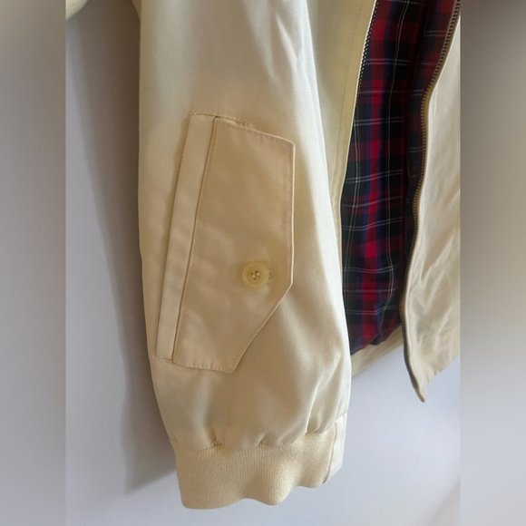 Vintage Men’s Lacoste Izod 1980’s Yellow Jacket - Picture 3 of 7